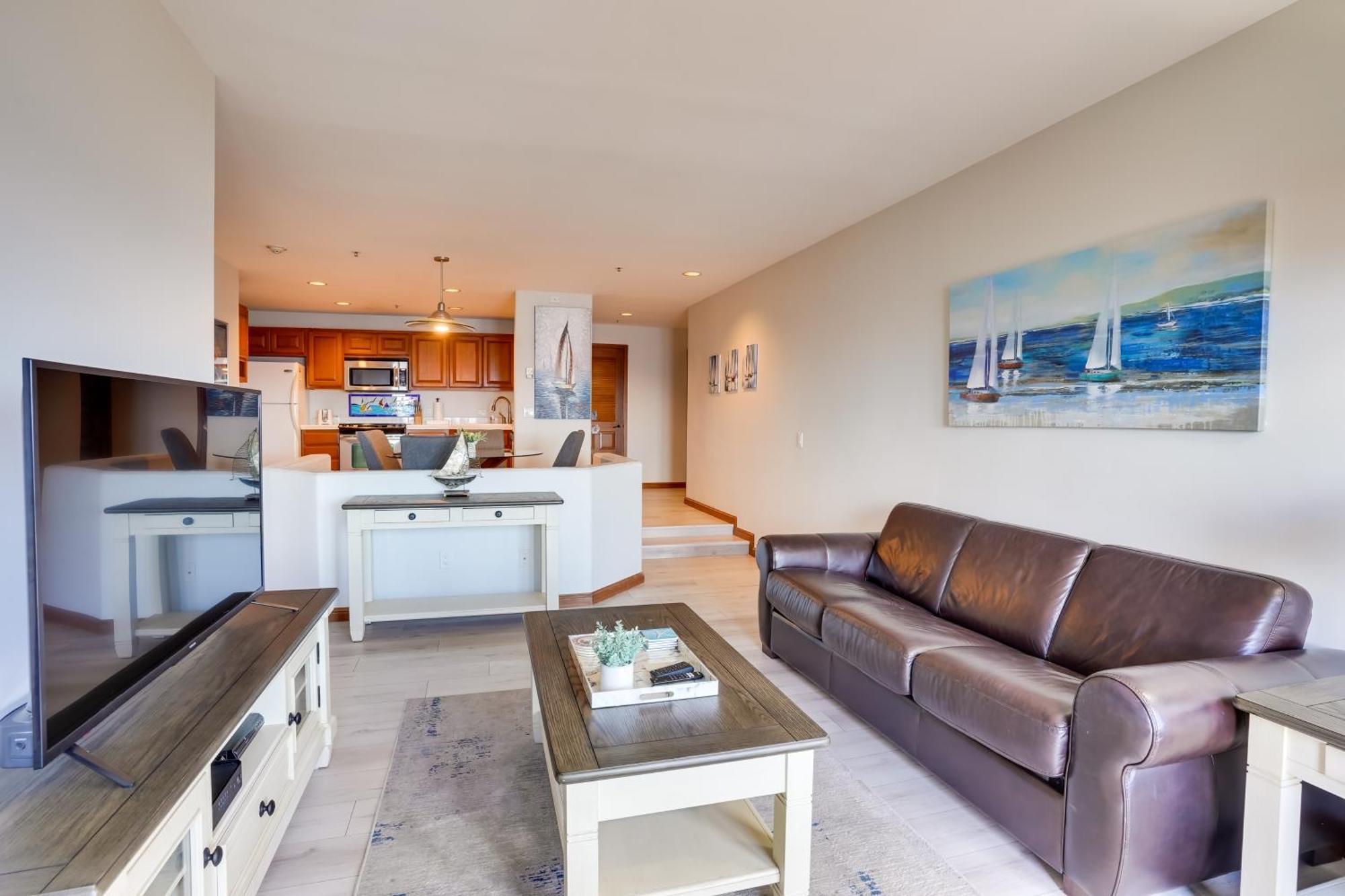 Bright Catalina Island Condo With Ocean Views! 阿瓦隆 外观 照片