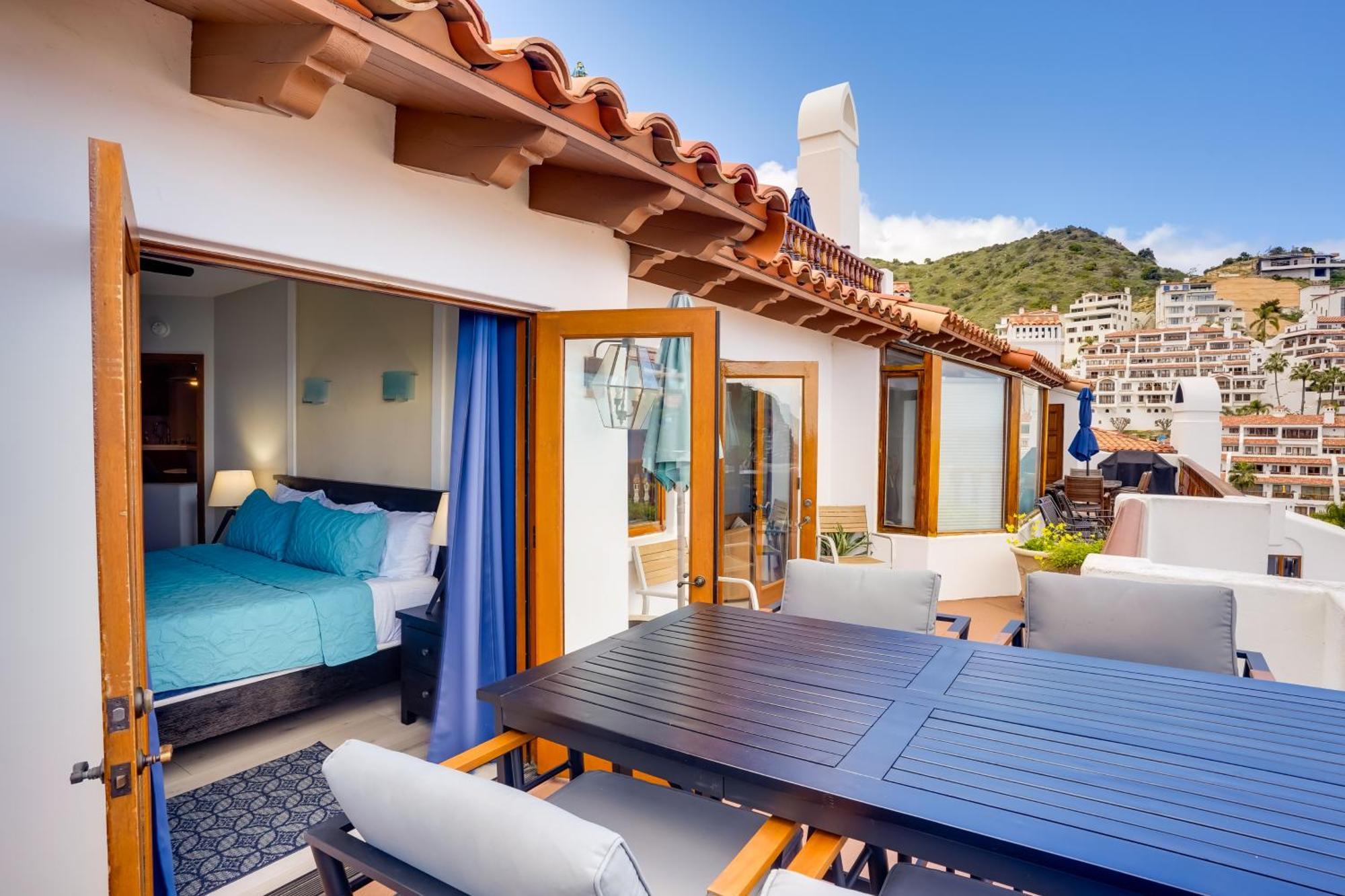 Bright Catalina Island Condo With Ocean Views! 阿瓦隆 外观 照片