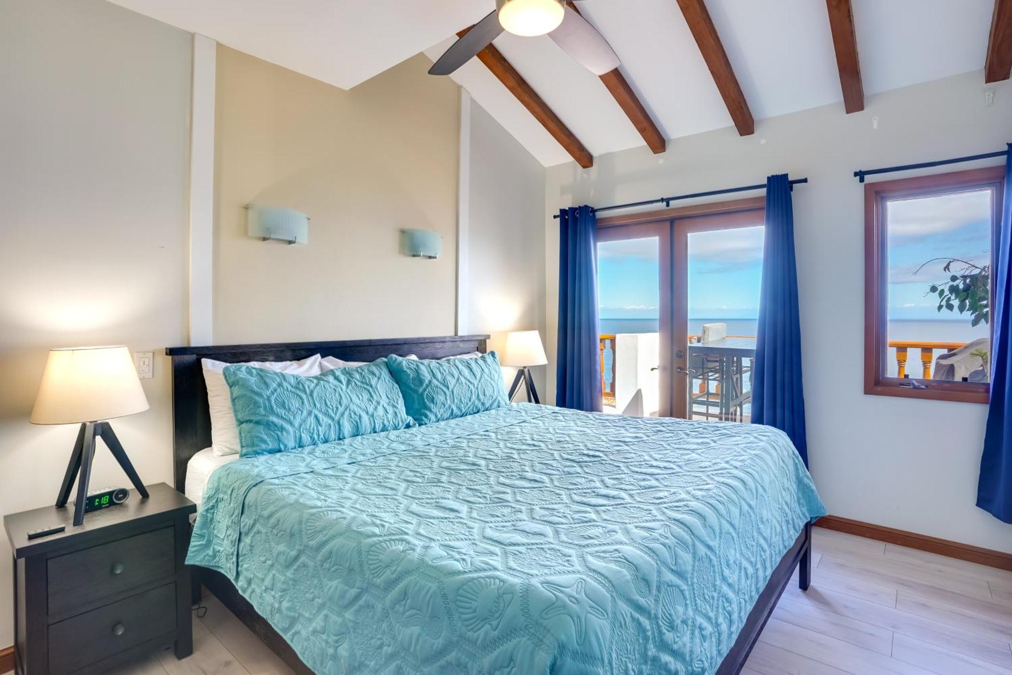 Bright Catalina Island Condo With Ocean Views! 阿瓦隆 外观 照片
