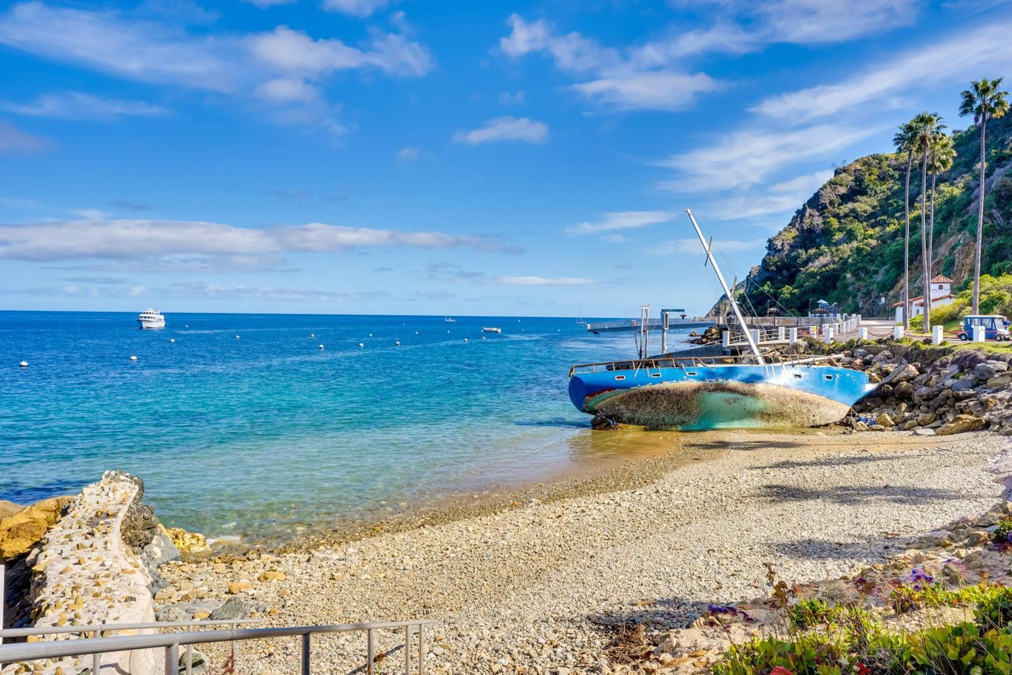 Bright Catalina Island Condo With Ocean Views! 阿瓦隆 外观 照片